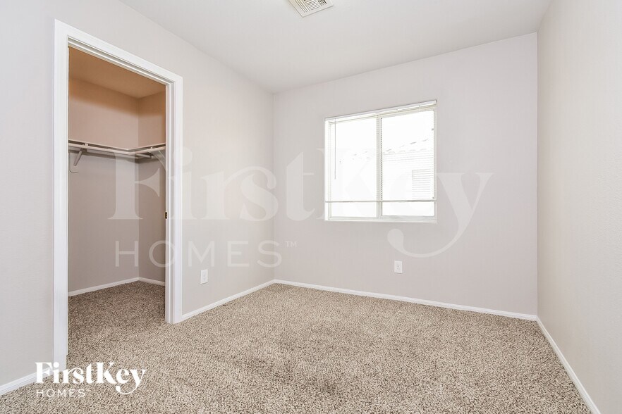 Building Photo - 4047 Morning Peace St