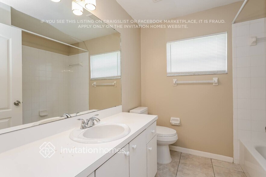 Building Photo - 2223 Towering Oaks Cir