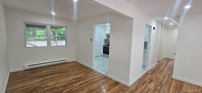Building Photo - 153 Vernon Valley Rd