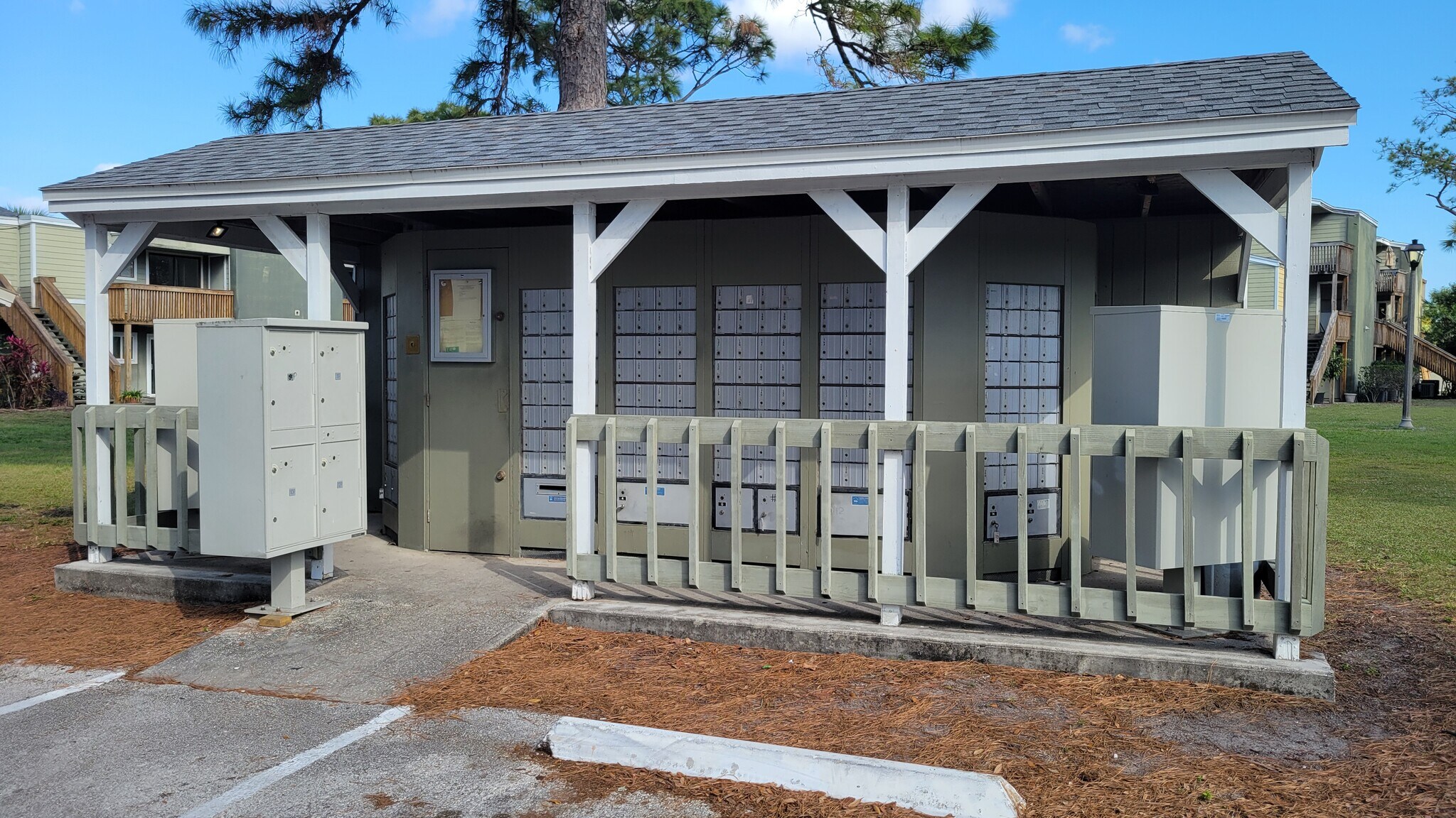 Building Photo - 261 Scottsdale Sq
