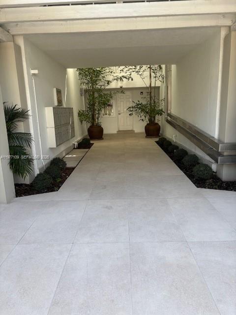 Building Photo - 290 Sunrise Dr