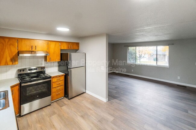 Building Photo - 11904 E 10th Ave