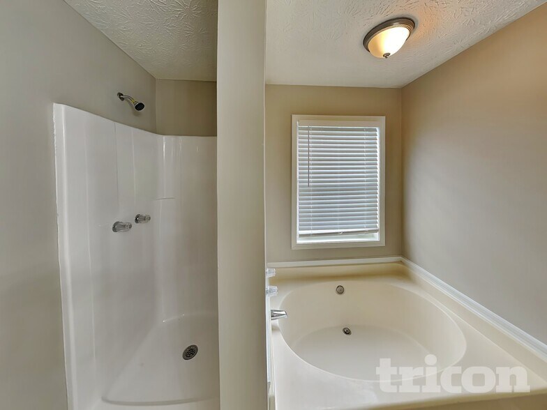 Building Photo - 118 Taylor Knoll Way
