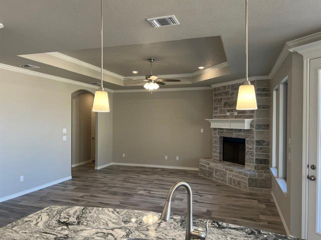 Building Photo - 554 Calla Lily Wy