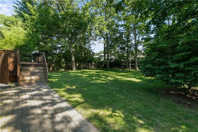Building Photo - 25 Harris Dr