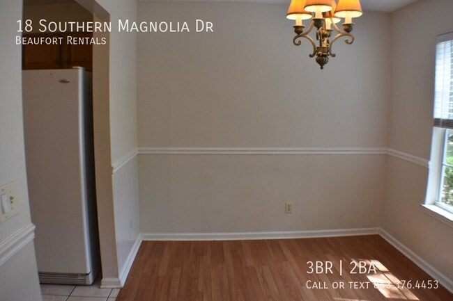 Building Photo - 18 Southern Magnolia Dr