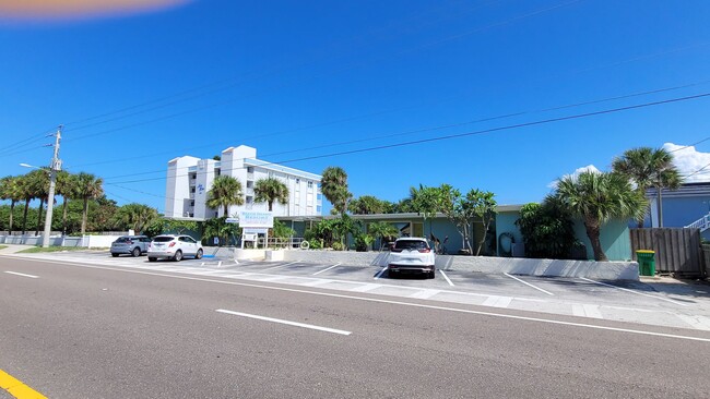 Building Photo - Historic Beach Island Resort-Cocoa Beach