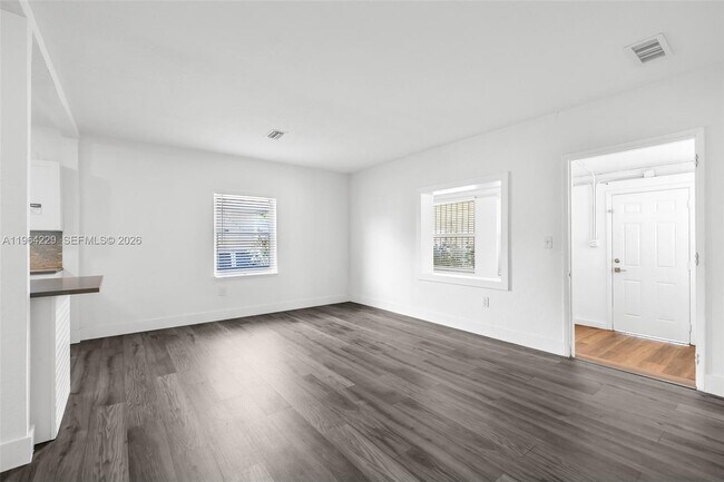 Building Photo - 1176 NW 48th St