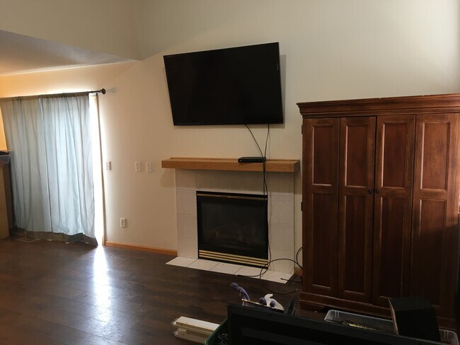 Building Photo - 17320 River Birch Ln