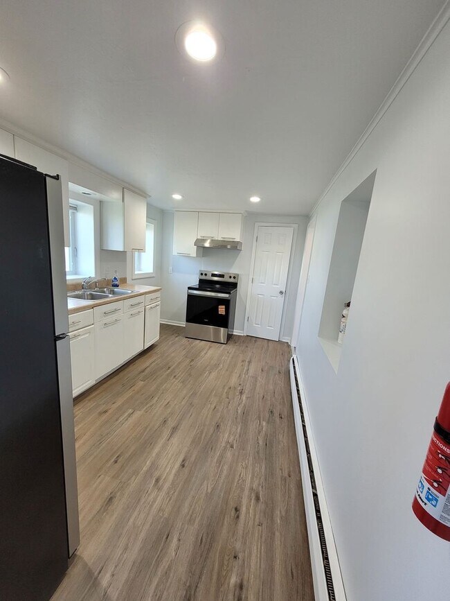 Building Photo - Your Next Chapter: Cozy Walnutport Home with Full Basement