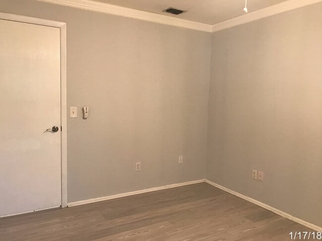 Building Photo - Contemporary 3/2 2-Car Garage Pool Home at Clubhouse Estates in Dr. Phillips Area