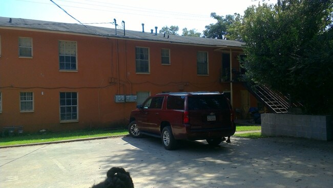 Building Photo - 623 E Solomon St