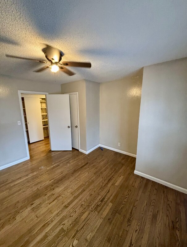 Building Photo - 4202 Cloverdale Dr NW