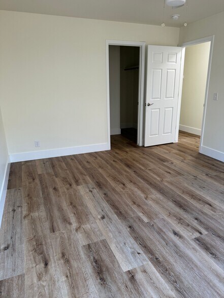 Building Photo - 1024 Michelle Ct