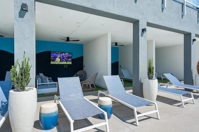 Building Photo - 3060 Avenida Torcello