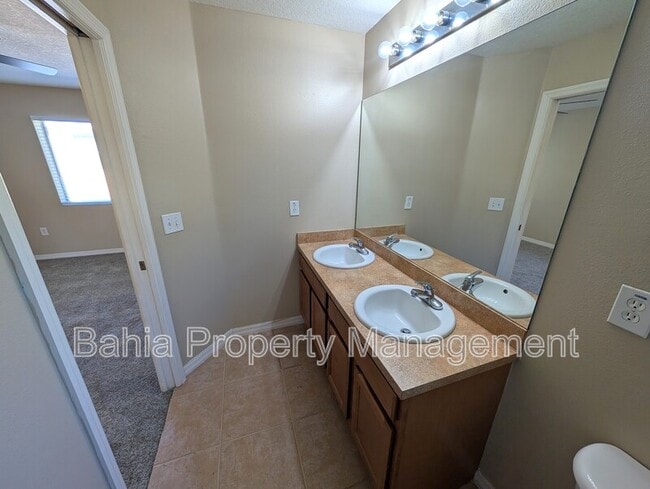 Building Photo - 8512 Gablebend Way