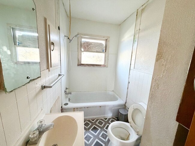 Building Photo - 3 bedroom 1 bath in Mart Texas