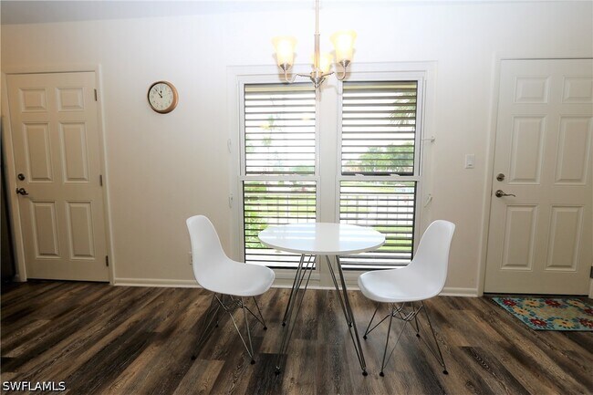 Building Photo - 130 N Collier Blvd