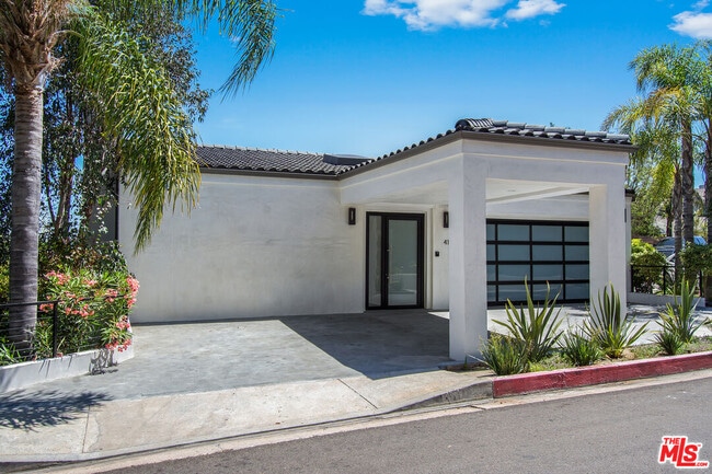 Building Photo - 4130 Parva Ave