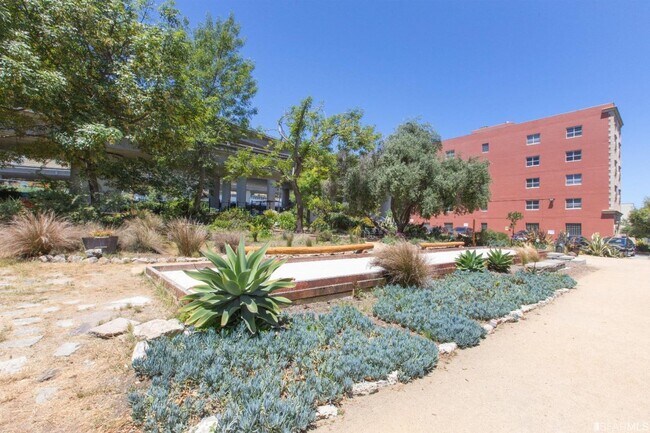 Building Photo - Coming Soon! Spacious 3BR Corner Condomini...