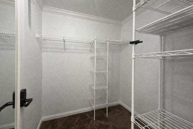 Building Photo - 3597 W Greentree Cir