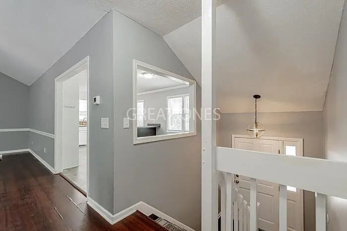 Building Photo - 105 W Sparrowood Run