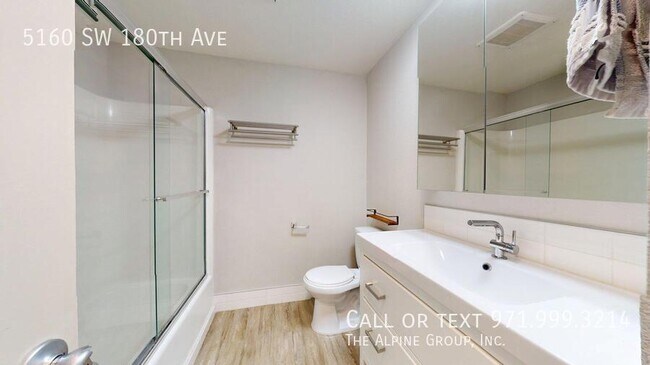 Building Photo - 5160 SW 180th Ave