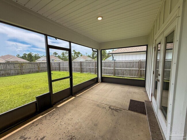 Building Photo - 6169 Jenks Dr