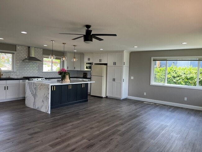 Building Photo - Coming Soon - Spacious Fully Remodeled and Upgraded Hidden Valley Home