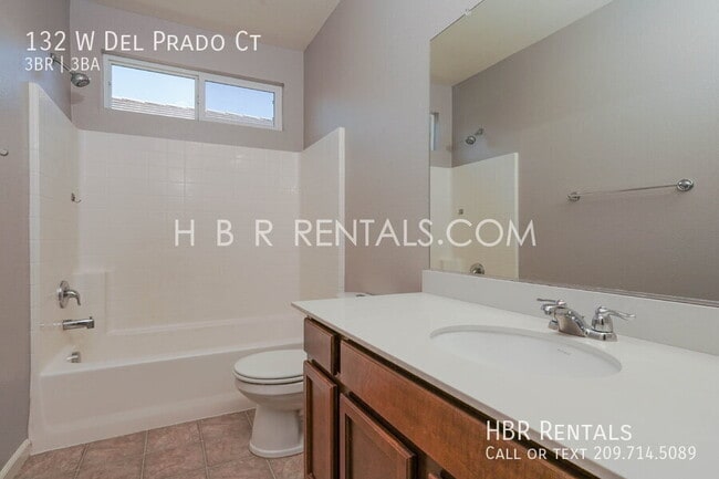 Building Photo - 132 W Del Prado Ct