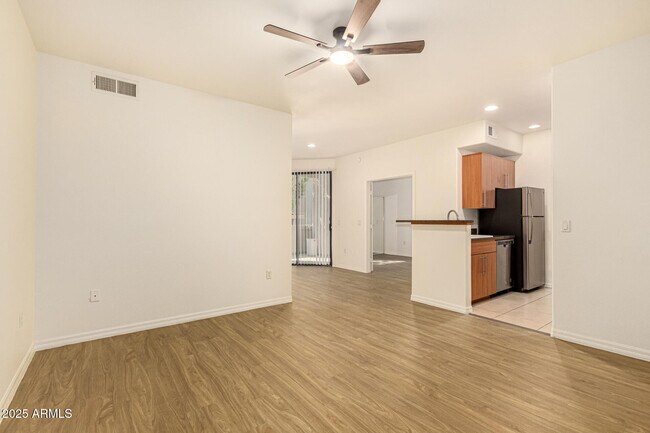 Building Photo - 6900 E Princess Dr