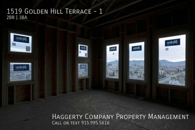 Building Photo - 1519 Golden Hill Terrace
