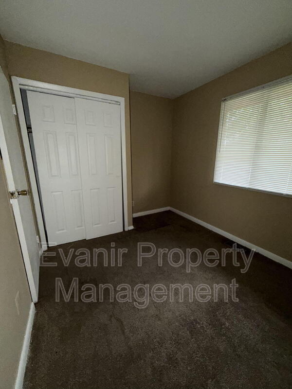 Building Photo - 5176 Rucks Rd