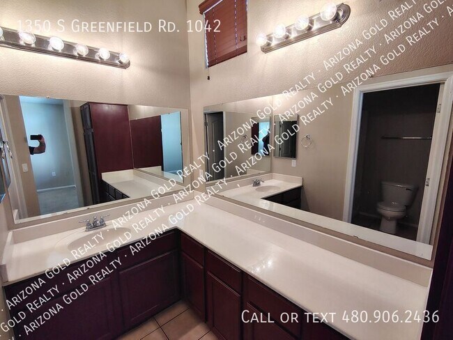 Building Photo - 1350 S Greenfield Rd