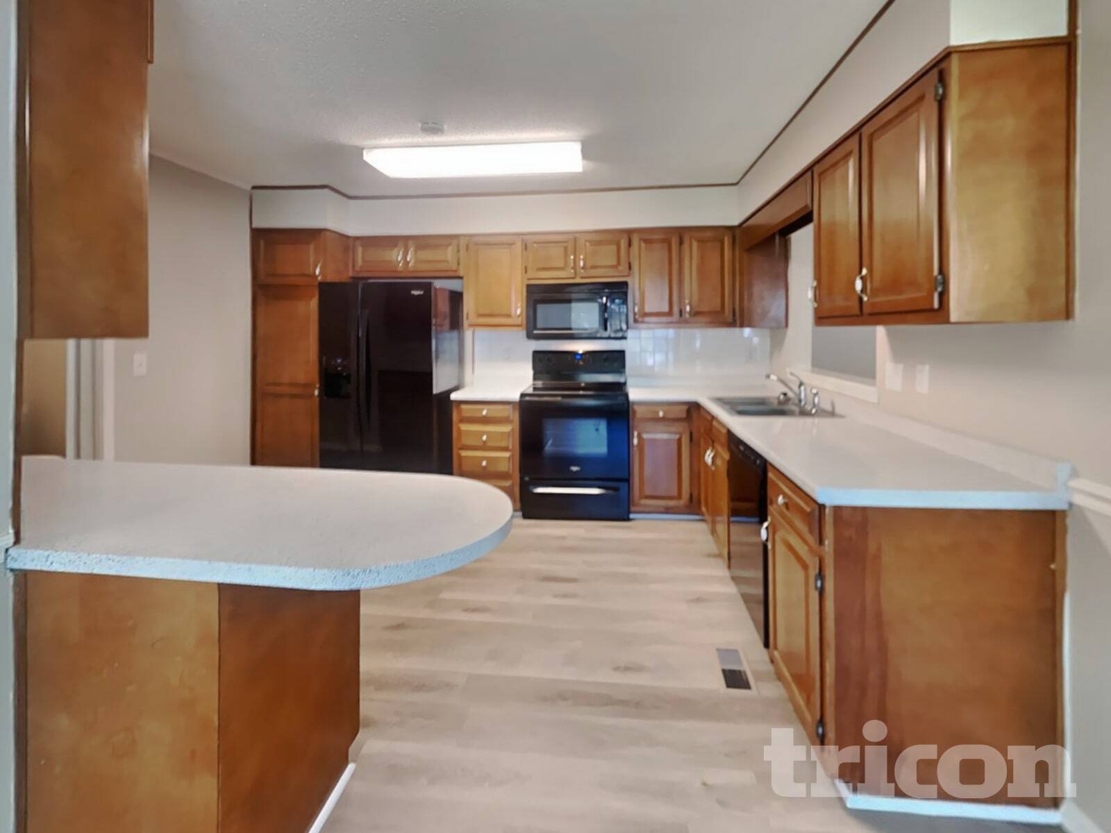 Building Photo - 6971 Springwood Dr