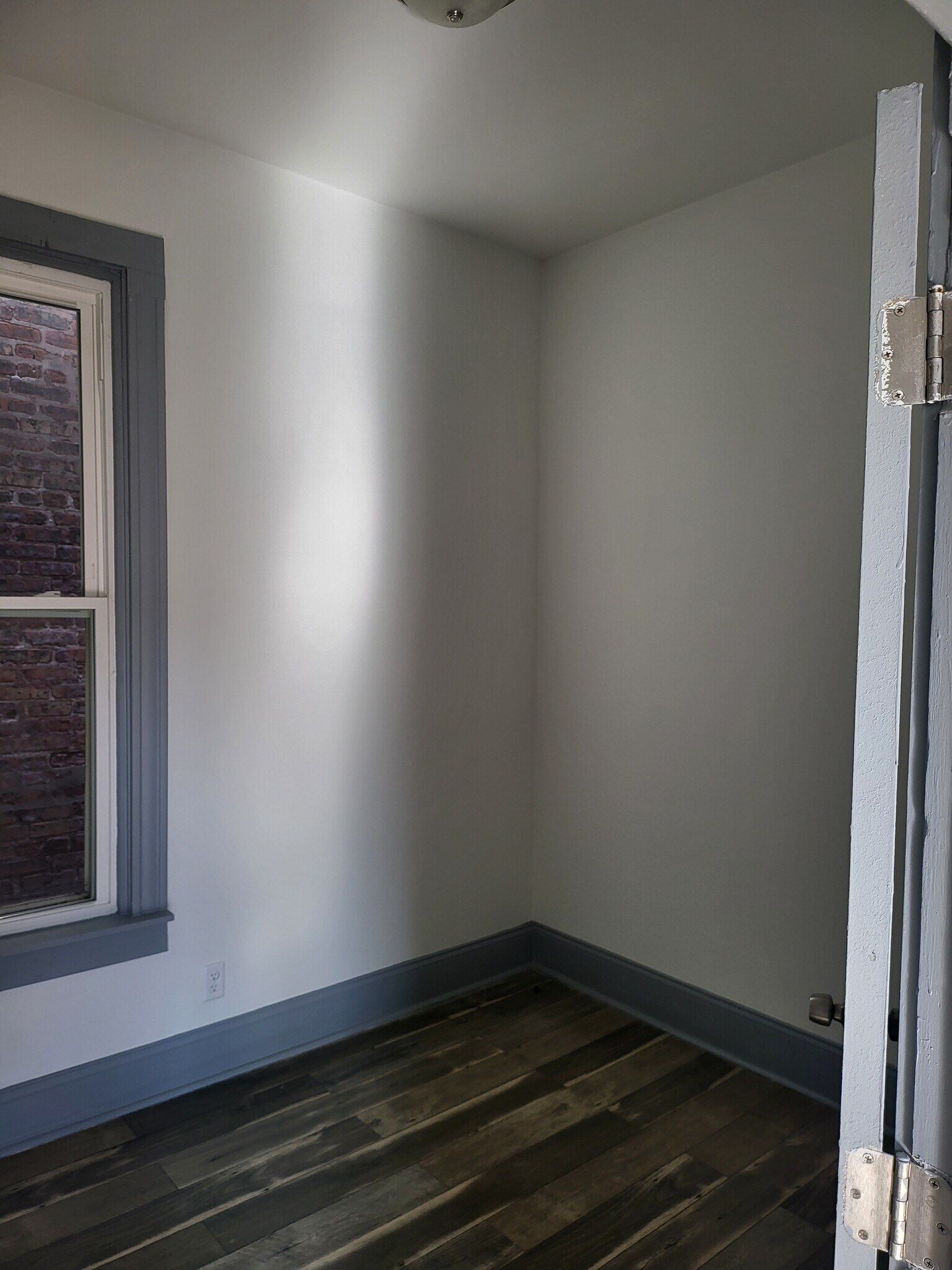 Building Photo - 1940 S Trumbull Ave