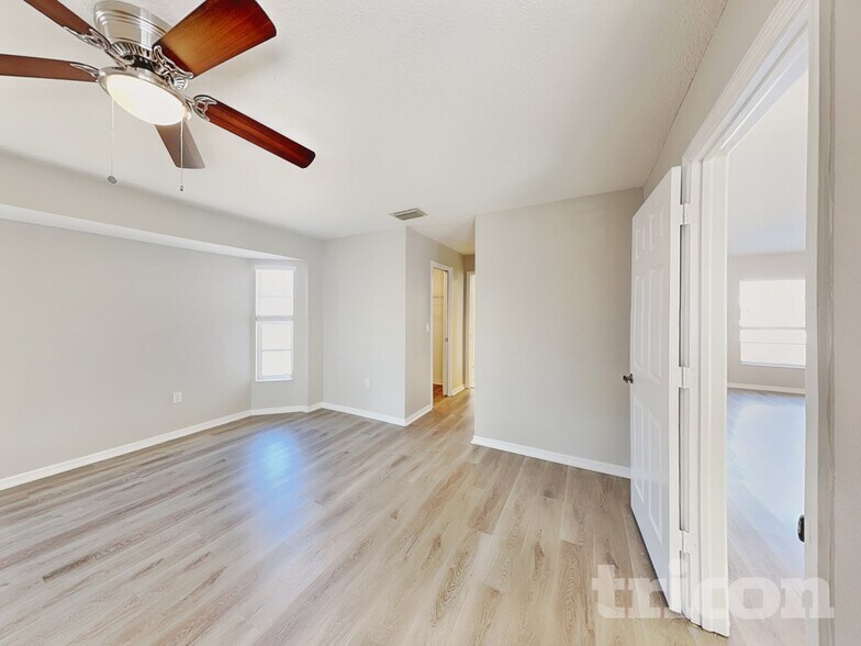 Building Photo - 26429 Asuncion Dr