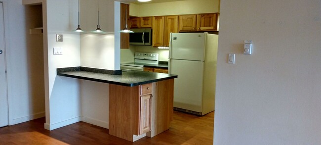 Building Photo - 1 Bed 1 Bath Condo in Central Boulder- Ava...