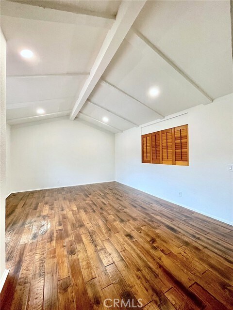 Building Photo - 809 Creekside Dr
