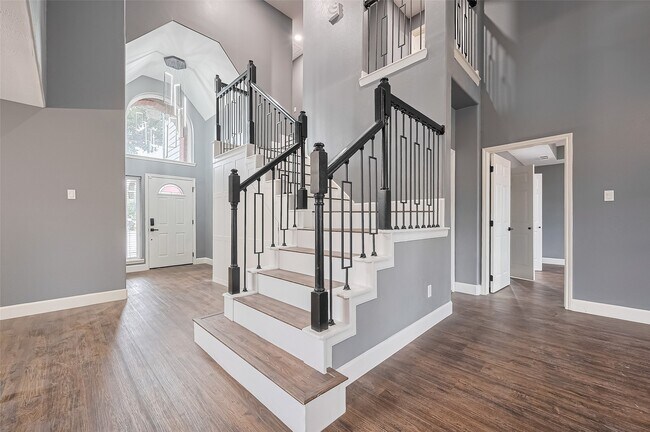 Building Photo - 3527 Bramble Fern Pl