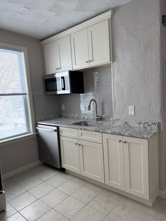 Building Photo - 106 Malden St