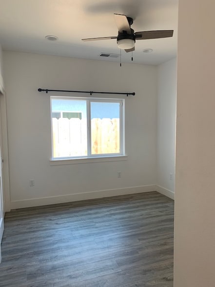 Building Photo - 1730 Palm Ave