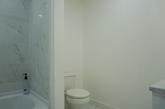 Building Photo - 233 Grand Prix Dr