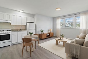 Building Photo - Algon Gardens