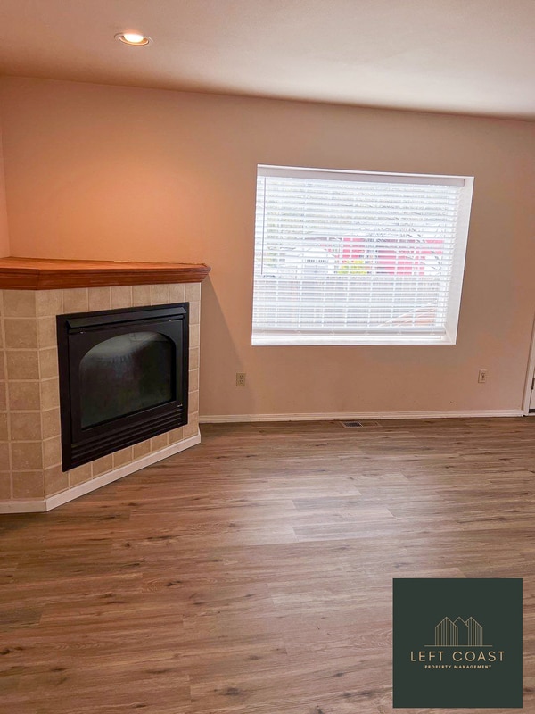 Building Photo - 6314 SW Harbor Ave