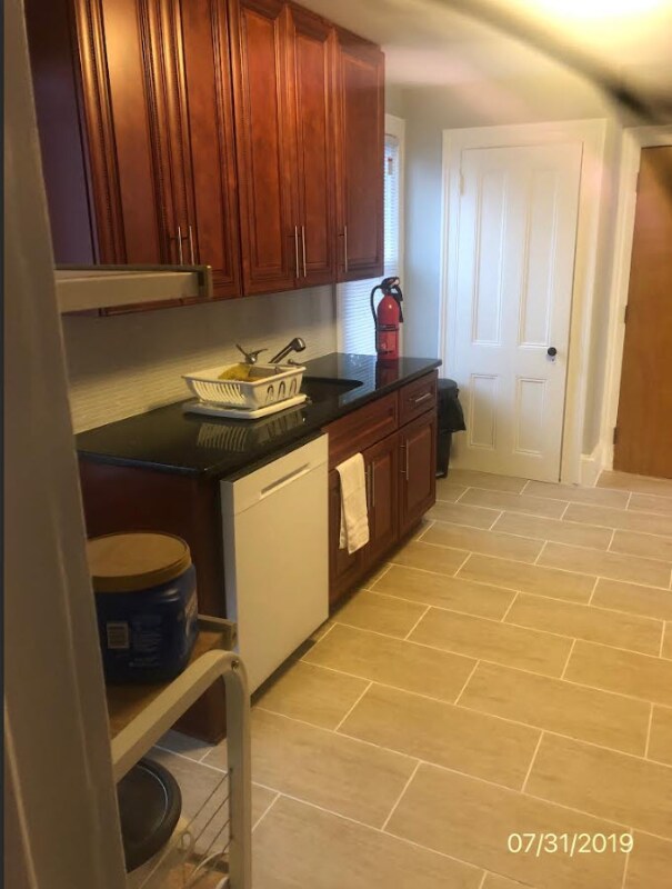 Building Photo - 53 Carman St