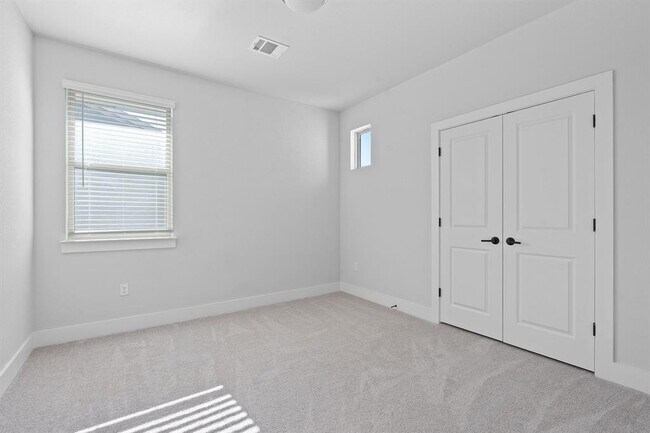 Building Photo - 8504 McKamy Dr
