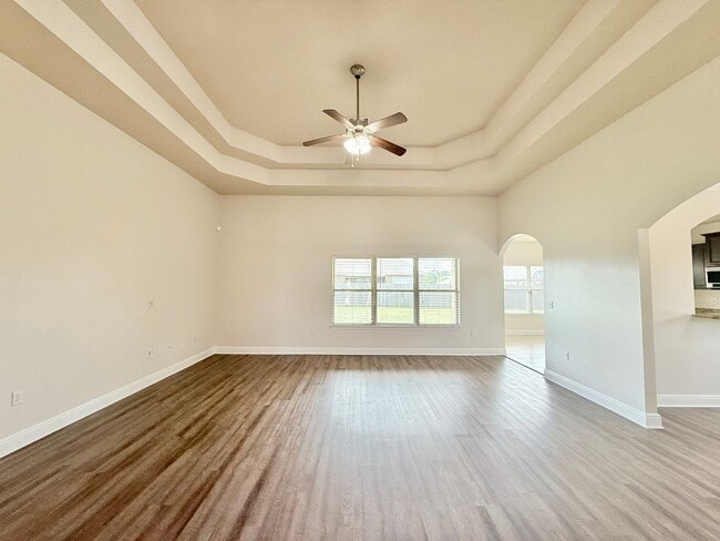 Building Photo - Beautiful 3-Bedroom Corner Lot