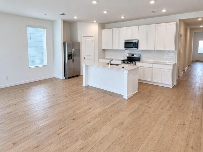 Building Photo - 5121 Arrowfeather Ct