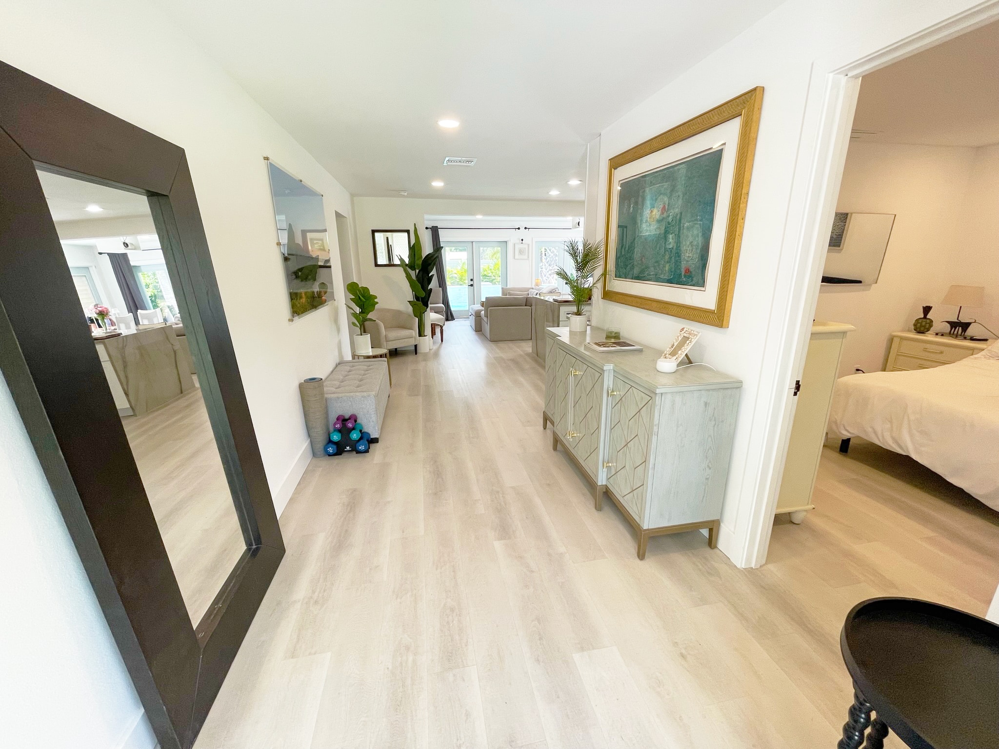 Building Photo - 5901 28th Ave N